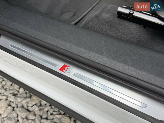 Белый Ауди E-Tron, объемом двигателя 0 л и пробегом 144 тыс. км за 29999 $, фото 59 на Automoto.ua