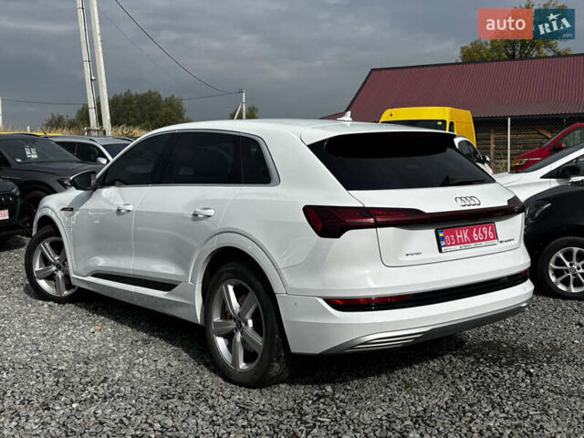 Белый Ауди E-Tron, объемом двигателя 0 л и пробегом 101 тыс. км за 38500 $, фото 8 на Automoto.ua