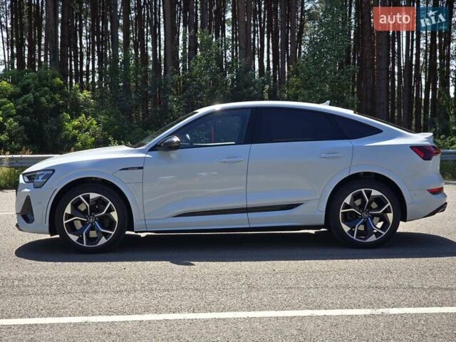 Белый Ауди E-Tron, объемом двигателя 0 л и пробегом 53 тыс. км за 44999 $, фото 3 на Automoto.ua