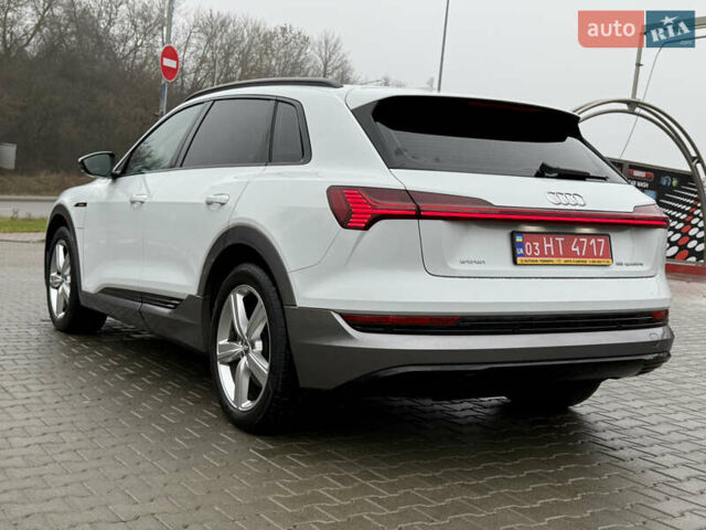 Білий Ауді E-Tron, об'ємом двигуна 0 л та пробігом 69 тис. км за 31500 $, фото 1 на Automoto.ua