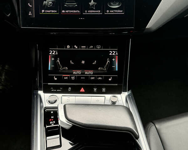 Белый Ауди E-Tron, объемом двигателя 0 л и пробегом 140 тыс. км за 33490 $, фото 21 на Automoto.ua