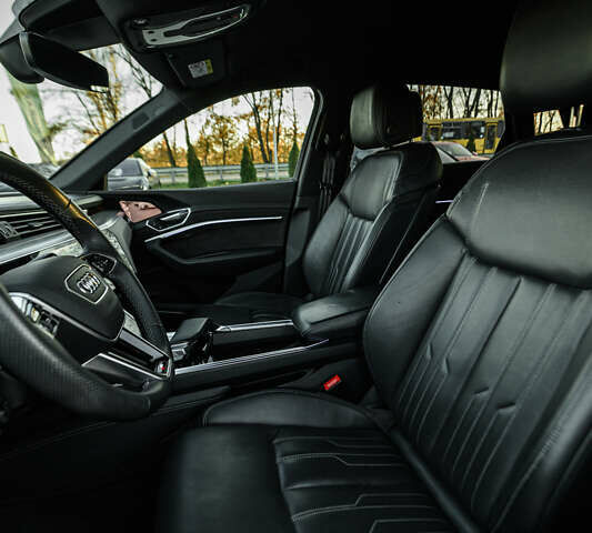 Белый Ауди E-Tron, объемом двигателя 0 л и пробегом 73 тыс. км за 46990 $, фото 39 на Automoto.ua