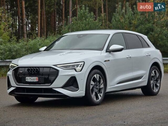 Белый Ауди E-Tron, объемом двигателя 0 л и пробегом 68 тыс. км за 39999 $, фото 14 на Automoto.ua