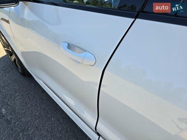 Белый Ауди E-Tron, объемом двигателя 0 л и пробегом 53 тыс. км за 44999 $, фото 52 на Automoto.ua