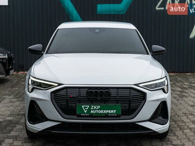 Білий Ауді E-Tron, об'ємом двигуна 0 л та пробігом 57 тис. км за 50555 $, фото 2 на Automoto.ua
