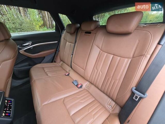 Белый Ауди E-Tron, объемом двигателя 0 л и пробегом 68 тыс. км за 39999 $, фото 57 на Automoto.ua