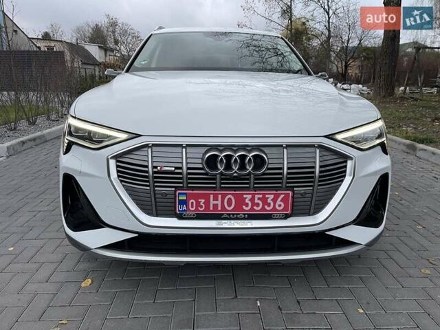 Білий Ауді E-Tron, об'ємом двигуна 0 л та пробігом 76 тис. км за 33600 $, фото 6 на Automoto.ua
