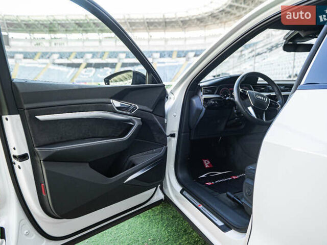 Ауди E-Tron 2021 в Одессе на Automoto.ua Белый Ауди E-Tron, объемом двигателя 0 л и пробегом 34 тыс. км за 51500 $, фото 20 на Automoto.ua