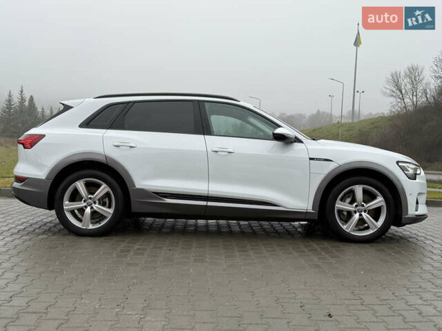 Білий Ауді E-Tron, об'ємом двигуна 0 л та пробігом 69 тис. км за 31500 $, фото 10 на Automoto.ua