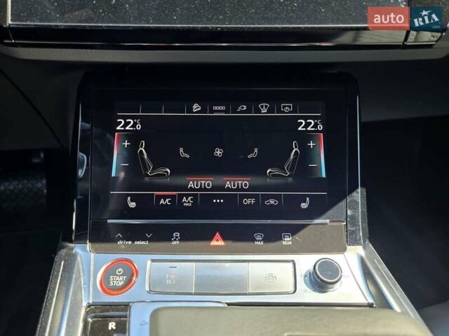 Белый Ауди E-Tron, объемом двигателя 0 л и пробегом 53 тыс. км за 44999 $, фото 87 на Automoto.ua