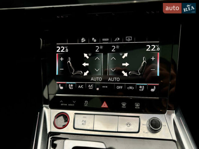 Белый Ауди E-Tron, объемом двигателя 0 л и пробегом 97 тыс. км за 42900 $, фото 48 на Automoto.ua