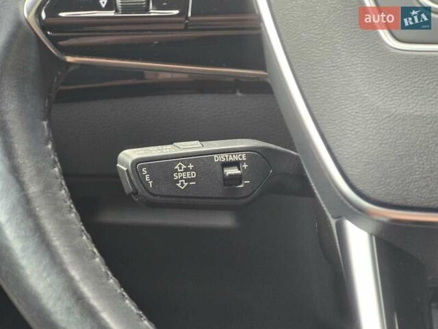 Белый Ауди E-Tron, объемом двигателя 0 л и пробегом 68 тыс. км за 39999 $, фото 80 на Automoto.ua