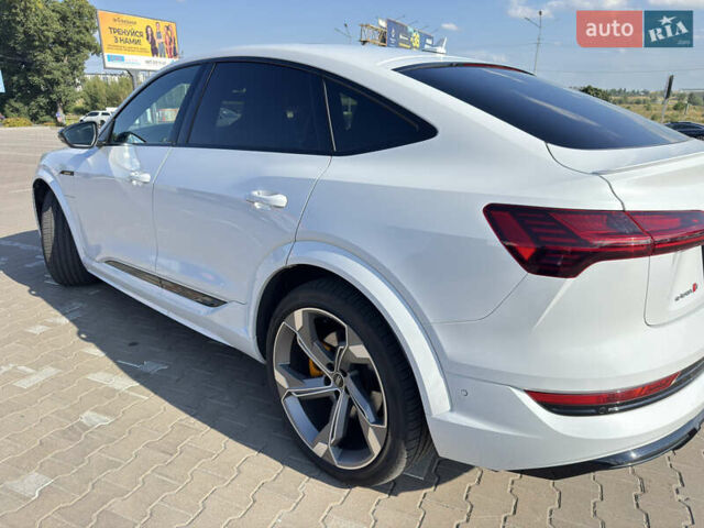 Белый Ауди E-Tron, объемом двигателя 0 л и пробегом 62 тыс. км за 48100 $, фото 18 на Automoto.ua