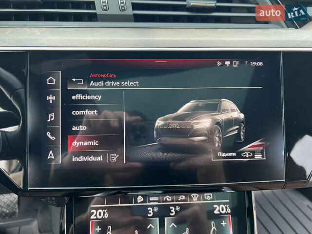 Білий Ауді E-Tron, об'ємом двигуна 0 л та пробігом 38 тис. км за 46000 $, фото 27 на Automoto.ua