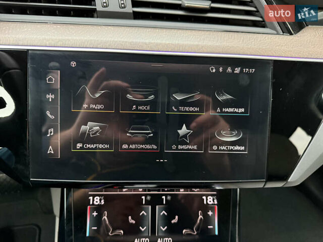 Белый Ауди E-Tron, объемом двигателя 0 л и пробегом 60 тыс. км за 34700 $, фото 74 на Automoto.ua
