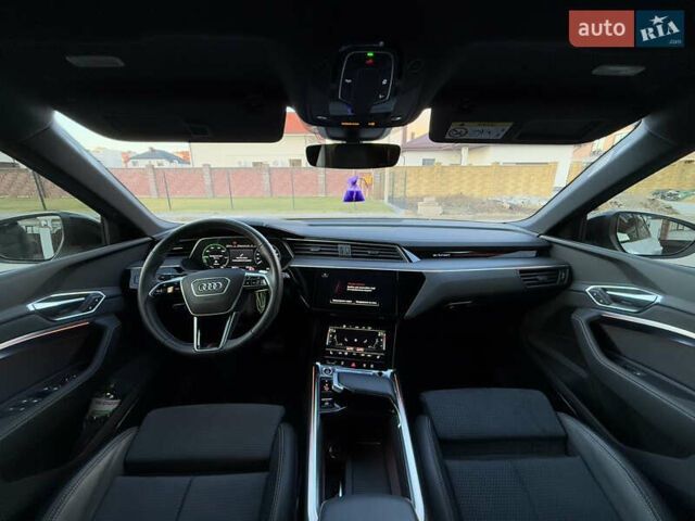 Белый Ауди E-Tron, объемом двигателя 0 л и пробегом 55 тыс. км за 43000 $, фото 11 на Automoto.ua