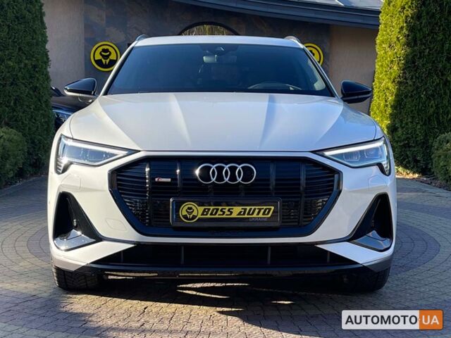 Белый Ауди E-Tron, объемом двигателя 95 л и пробегом 59 тыс. км за 45700 $, фото 1 на Automoto.ua