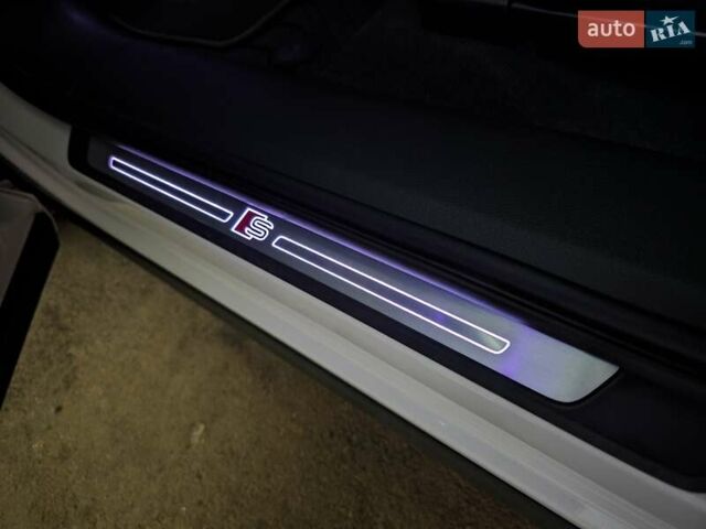 Белый Ауди E-Tron, объемом двигателя 0 л и пробегом 26 тыс. км за 48778 $, фото 41 на Automoto.ua