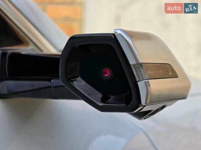 Белый Ауди E-Tron, объемом двигателя 0 л и пробегом 26 тыс. км за 48778 $, фото 89 на Automoto.ua