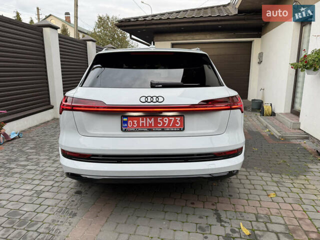 Белый Ауди E-Tron, объемом двигателя 0 л и пробегом 60 тыс. км за 34700 $, фото 9 на Automoto.ua
