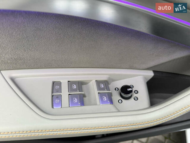 Белый Ауди E-Tron, объемом двигателя 0 л и пробегом 60 тыс. км за 34700 $, фото 32 на Automoto.ua