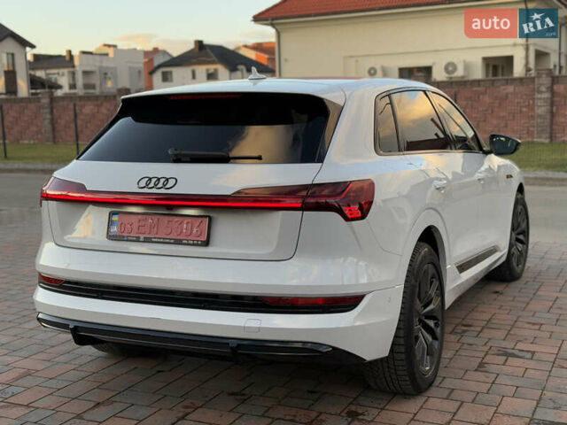 Белый Ауди E-Tron, объемом двигателя 0 л и пробегом 55 тыс. км за 43000 $, фото 56 на Automoto.ua