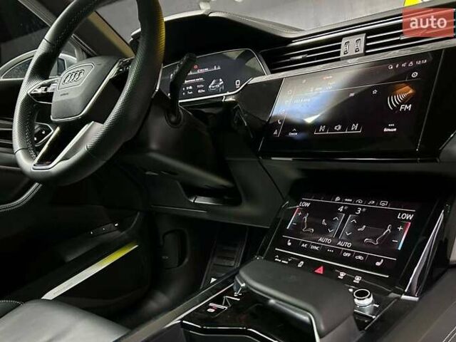 Белый Ауди E-Tron, объемом двигателя 0 л и пробегом 13 тыс. км за 42500 $, фото 15 на Automoto.ua