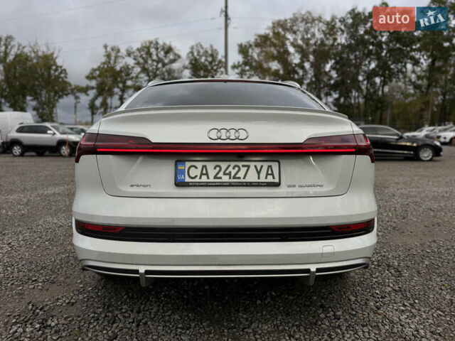 Белый Ауди E-Tron, объемом двигателя 0 л и пробегом 20 тыс. км за 51500 $, фото 5 на Automoto.ua