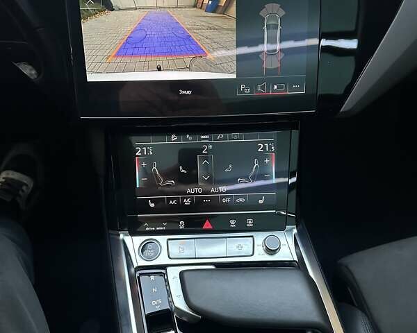 Белый Ауди E-Tron, объемом двигателя 0 л и пробегом 150 тыс. км за 33500 $, фото 26 на Automoto.ua