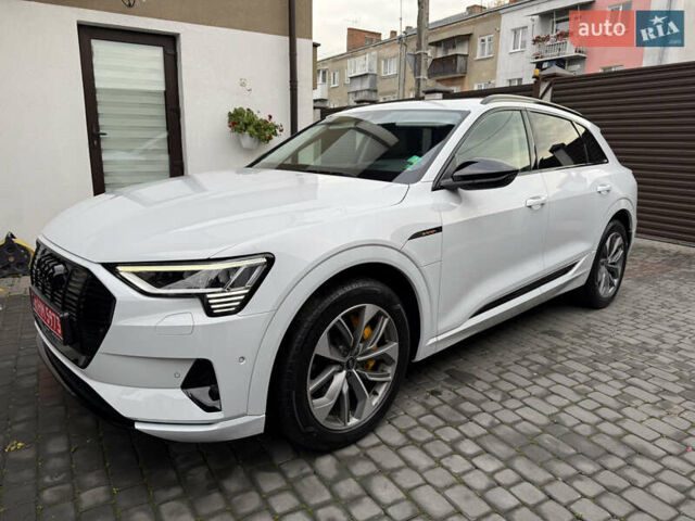 Белый Ауди E-Tron, объемом двигателя 0 л и пробегом 60 тыс. км за 34700 $, фото 5 на Automoto.ua