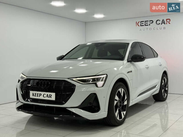 Белый Ауди E-Tron, объемом двигателя 0 л и пробегом 45 тыс. км за 34500 $, фото 4 на Automoto.ua