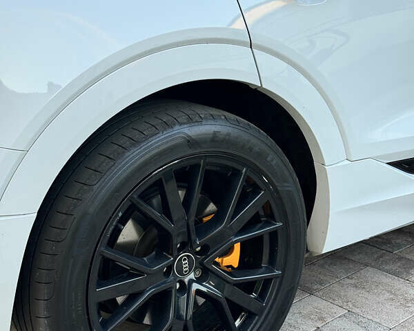 Белый Ауди E-Tron, объемом двигателя 0 л и пробегом 99 тыс. км за 43000 $, фото 6 на Automoto.ua