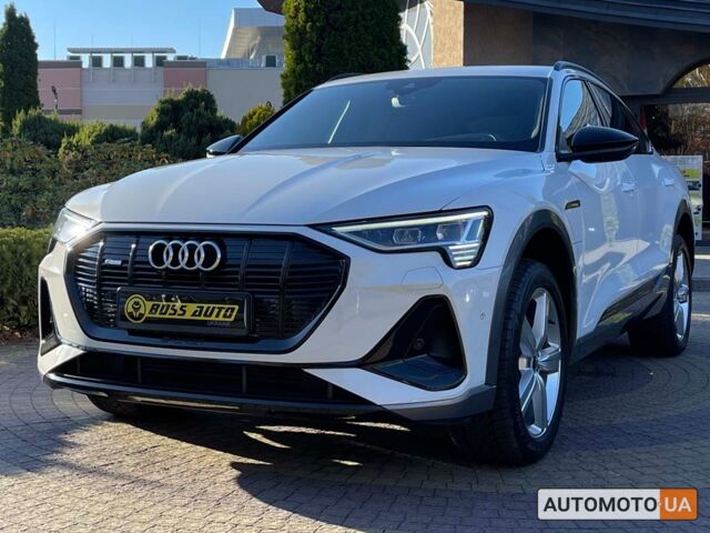 Белый Ауди E-Tron, объемом двигателя 95 л и пробегом 59 тыс. км за 45700 $, фото 2 на Automoto.ua