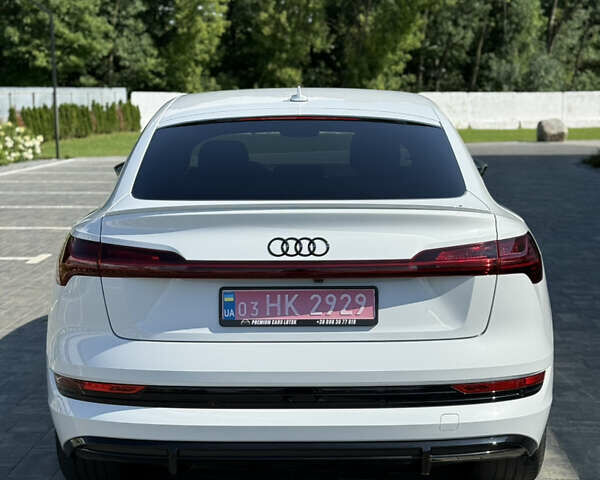 Белый Ауди E-Tron, объемом двигателя 0 л и пробегом 99 тыс. км за 34800 $, фото 5 на Automoto.ua