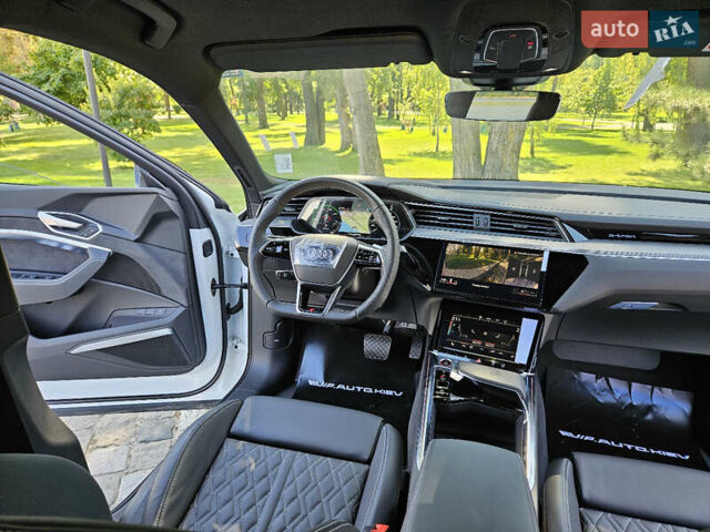 Белый Ауди E-Tron, объемом двигателя 0 л и пробегом 1 тыс. км за 64999 $, фото 9 на Automoto.ua