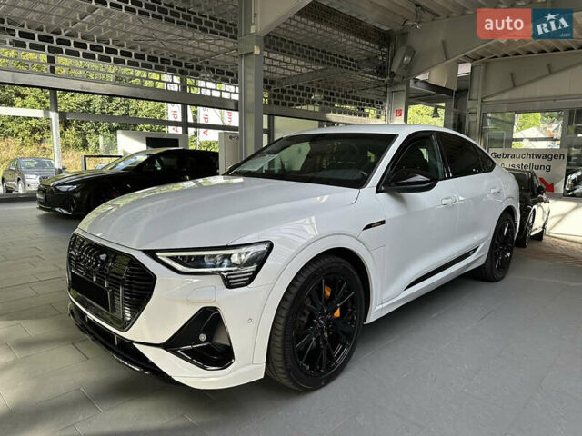 Белый Ауди E-Tron, объемом двигателя 0 л и пробегом 41 тыс. км за 47000 $, фото 3 на Automoto.ua