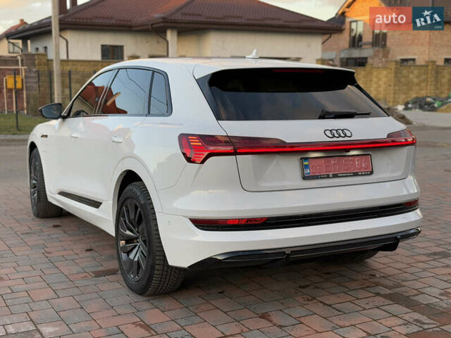 Белый Ауди E-Tron, объемом двигателя 0 л и пробегом 55 тыс. км за 43000 $, фото 43 на Automoto.ua