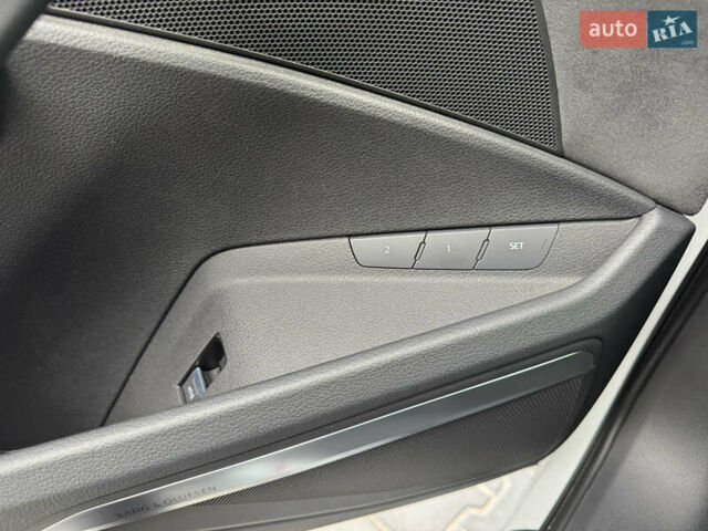 Белый Ауди E-Tron, объемом двигателя 0 л и пробегом 42 тыс. км за 51400 $, фото 10 на Automoto.ua