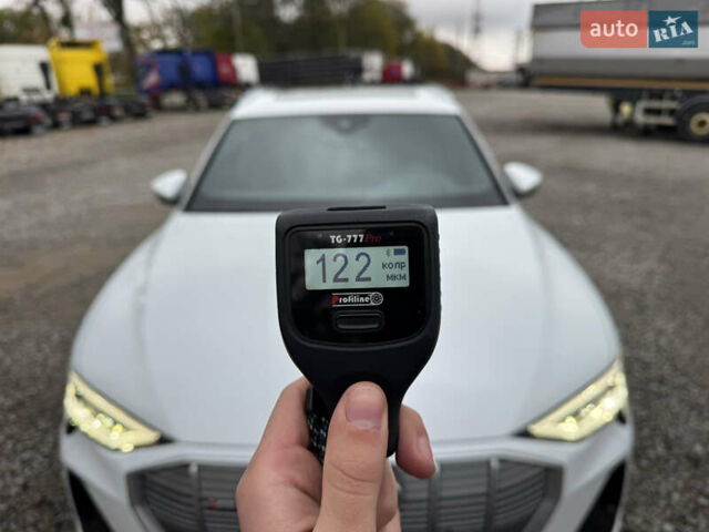 Белый Ауди E-Tron, объемом двигателя 0 л и пробегом 20 тыс. км за 51500 $, фото 37 на Automoto.ua