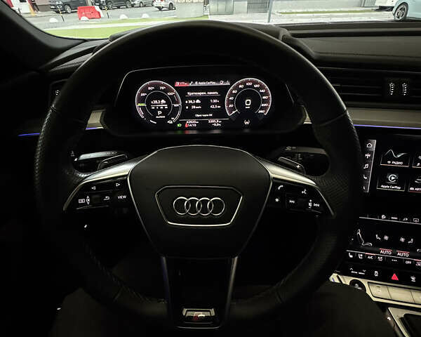 Белый Ауди E-Tron, объемом двигателя 0 л и пробегом 42 тыс. км за 50600 $, фото 16 на Automoto.ua