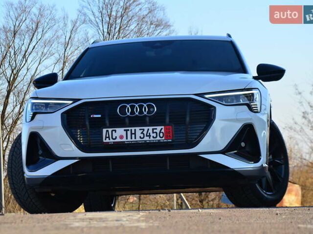 Белый Ауди E-Tron, объемом двигателя 0 л и пробегом 63 тыс. км за 41450 $, фото 14 на Automoto.ua