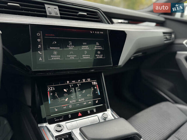 Белый Ауди E-Tron, объемом двигателя 0 л и пробегом 20 тыс. км за 51500 $, фото 17 на Automoto.ua