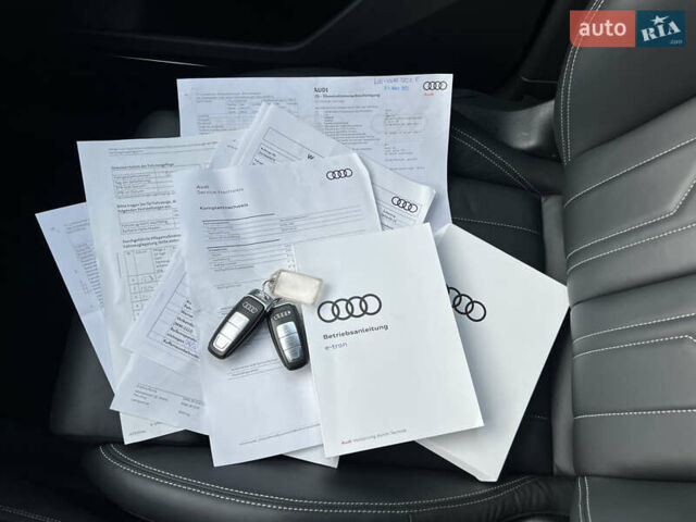 Белый Ауди E-Tron, объемом двигателя 0 л и пробегом 23 тыс. км за 44483 $, фото 82 на Automoto.ua