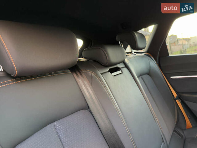 Белый Ауди E-Tron, объемом двигателя 0 л и пробегом 55 тыс. км за 43000 $, фото 25 на Automoto.ua