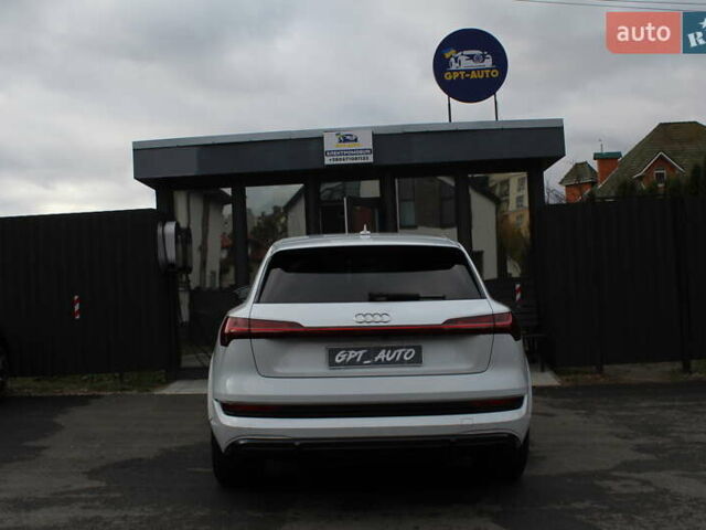 Білий Ауді E-Tron, об'ємом двигуна 0 л та пробігом 11 тис. км за 49700 $, фото 10 на Automoto.ua