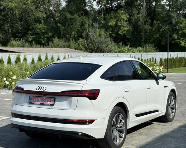 Белый Ауди E-Tron, объемом двигателя 0 л и пробегом 99 тыс. км за 34800 $, фото 3 на Automoto.ua