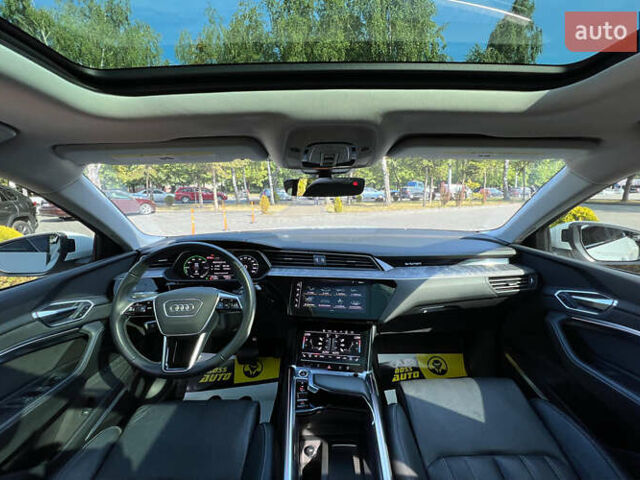 Белый Ауди E-Tron, объемом двигателя 0 л и пробегом 33 тыс. км за 42990 $, фото 21 на Automoto.ua