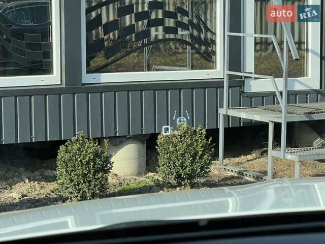 Белый Ауди E-Tron, объемом двигателя 0 л и пробегом 41 тыс. км за 42727 $, фото 83 на Automoto.ua