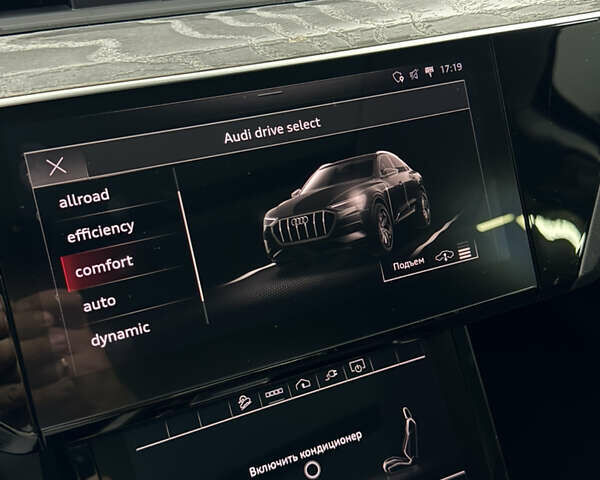 Белый Ауди E-Tron, объемом двигателя 0 л и пробегом 45 тыс. км за 34500 $, фото 23 на Automoto.ua