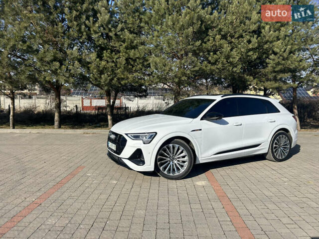 Белый Ауди E-Tron, объемом двигателя 0 л и пробегом 59 тыс. км за 44999 $, фото 11 на Automoto.ua